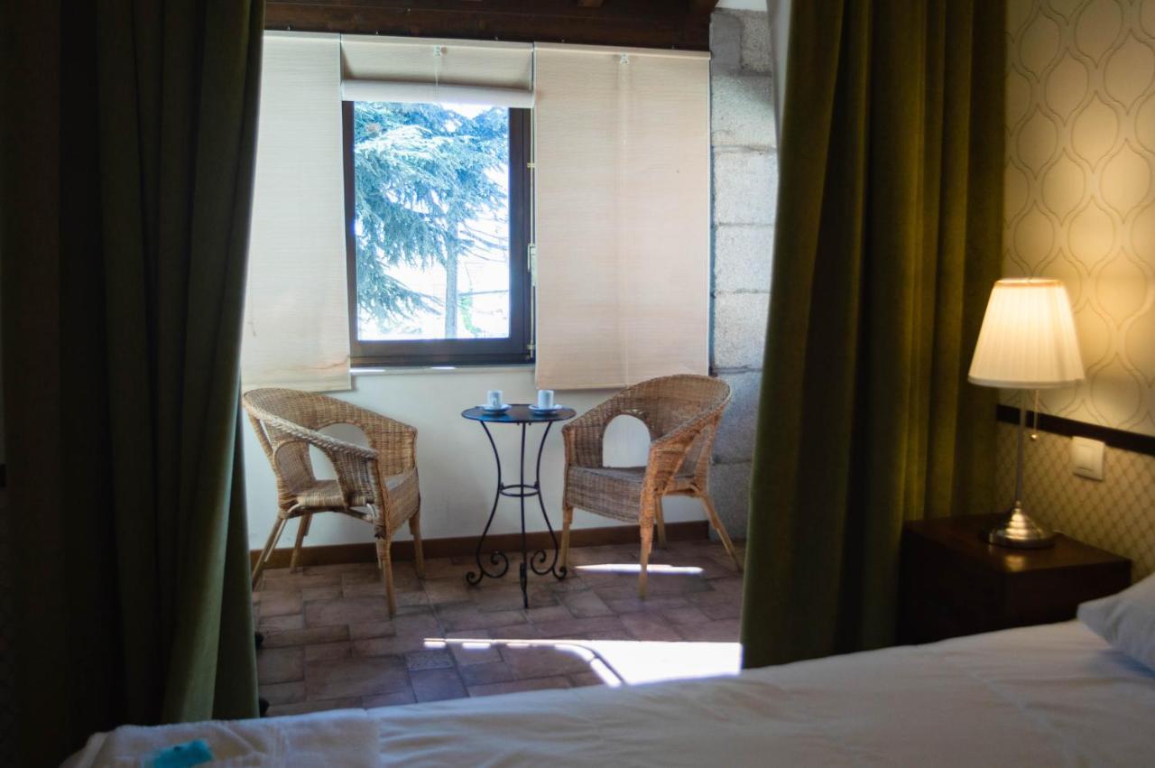Casa Del Cura 호텔 라스 나바스 델 마르케스 외부 사진