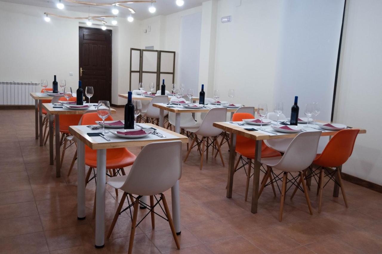 Casa Del Cura 호텔 라스 나바스 델 마르케스 외부 사진